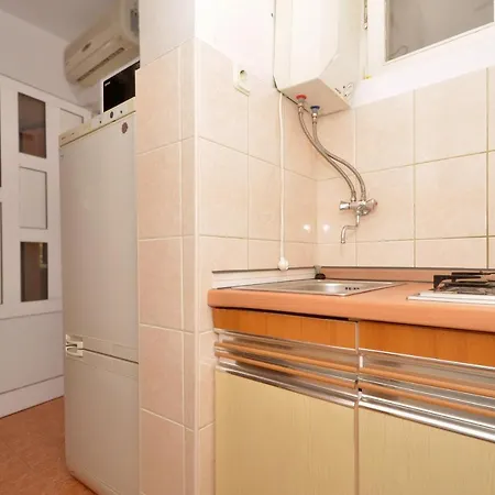 Apartment Apartments By The Sea Arbanija, Ciovo - 8651