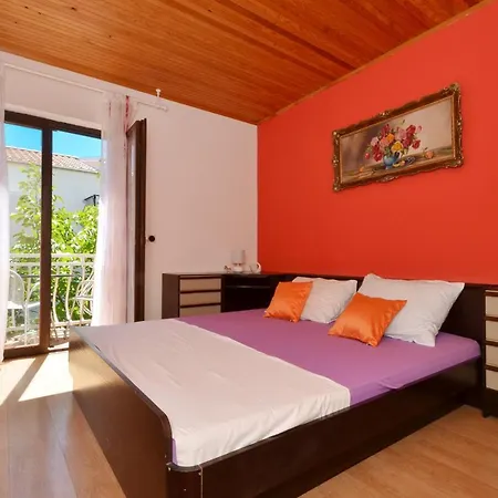 Apartment Apartments By The Sea Arbanija, Ciovo - 8651