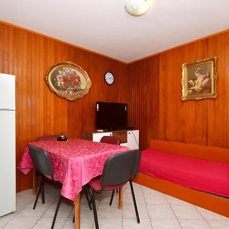 Apartments By The Sea Arbanija, Ciovo - 8651 Apartment *