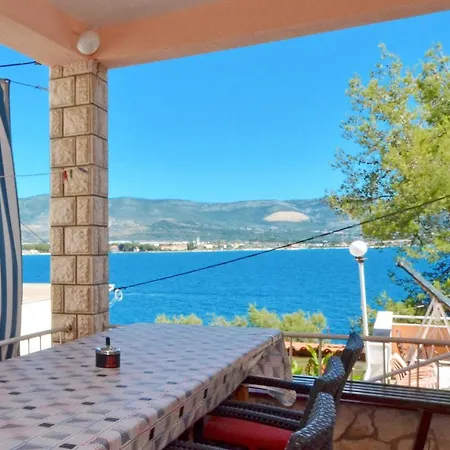 Apartments By The Sea Arbanija, Ciovo - 8651